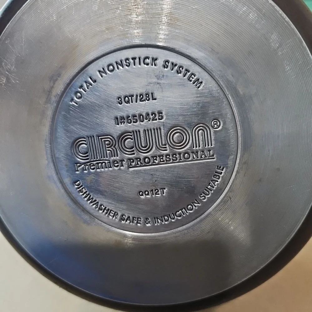 Circulon Premier Professional TOTAL NON STICK 3 QT Pan Pot W/Lid